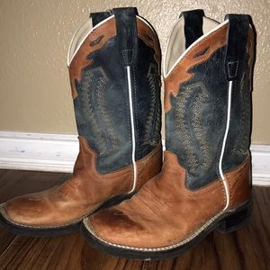 Cowboy western boots!